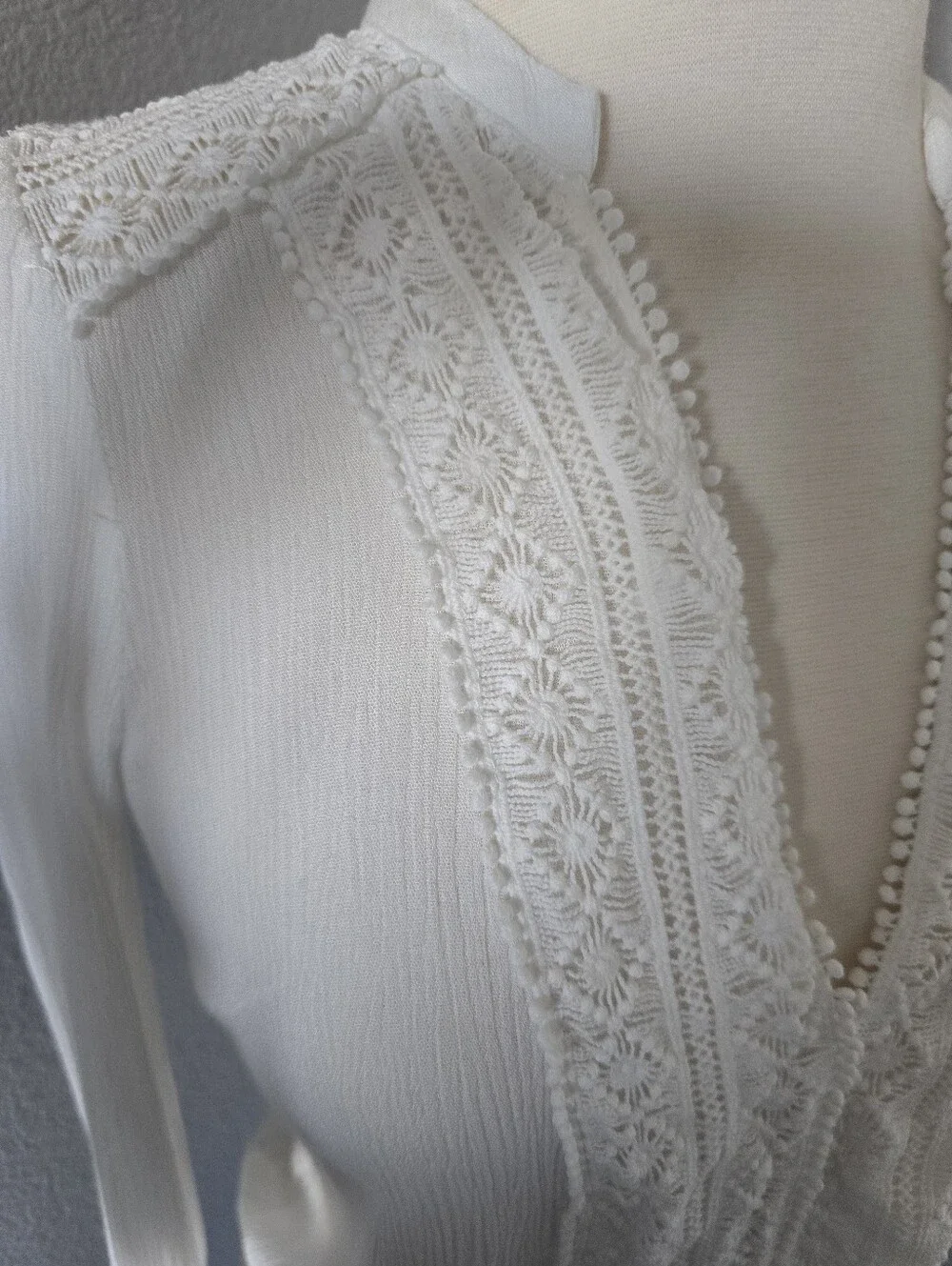 Lulus Bali Daydream White Lace Long Sleeve Top XS Extra Small - Picture 4 of 5
